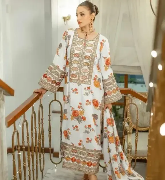 3 Pcs Women's Stitched Lawn Patch Work Suit