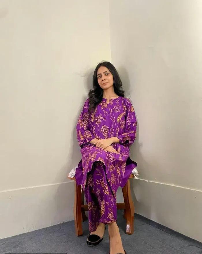 Women's Stitched Linen Printed Shirt and Trouser Set - 2 Pcs - Image 2