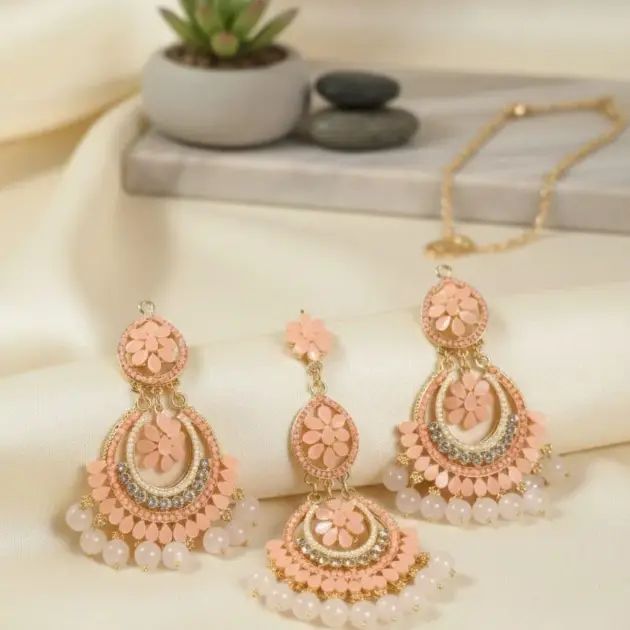 Modern Design Gold Plated Crystal Earrings Bindia Set