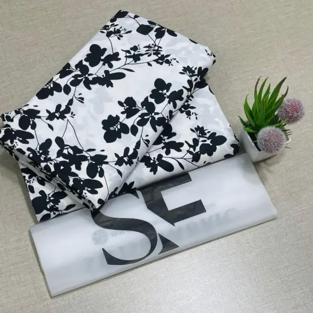 2 Pcs Women's Unstitched Printed Suit