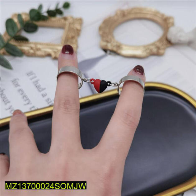 2 Pcs Trendy Heart Magnetic Effect Rings Set