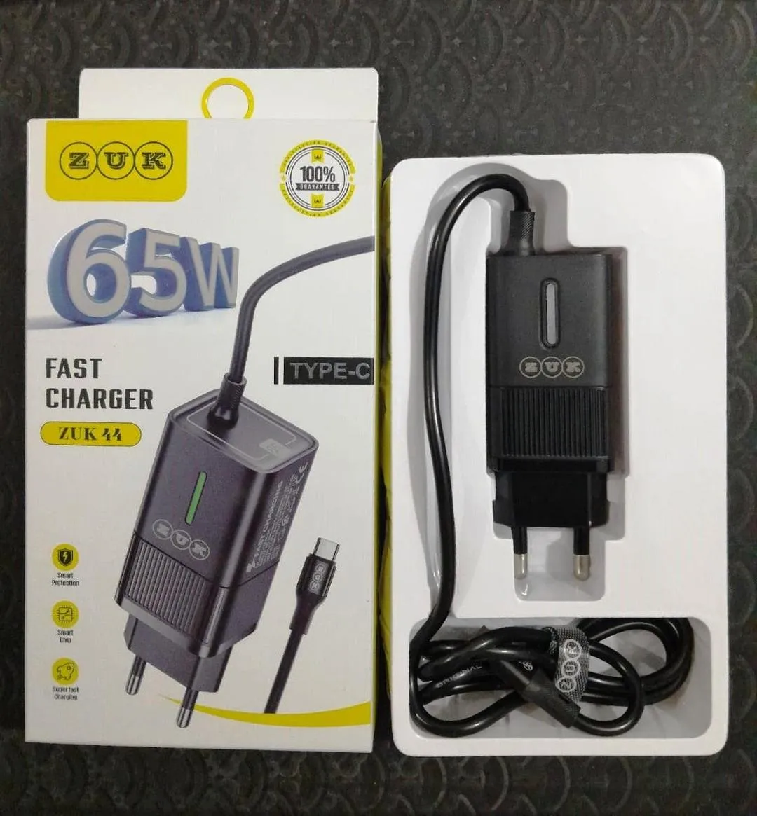 65W Fast Charger with Type-C Cable - High-speed charging for all your Type-C devices - Image 3