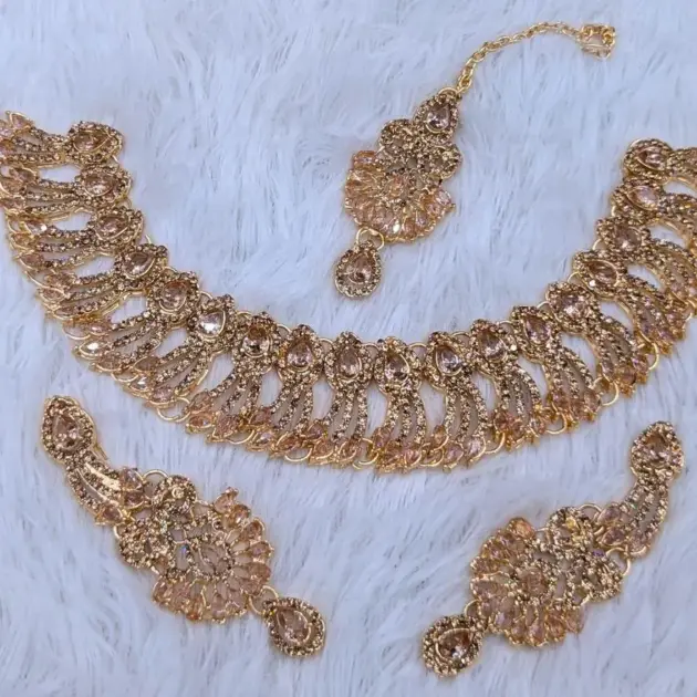 Leaf Design Zircon Artificial Set