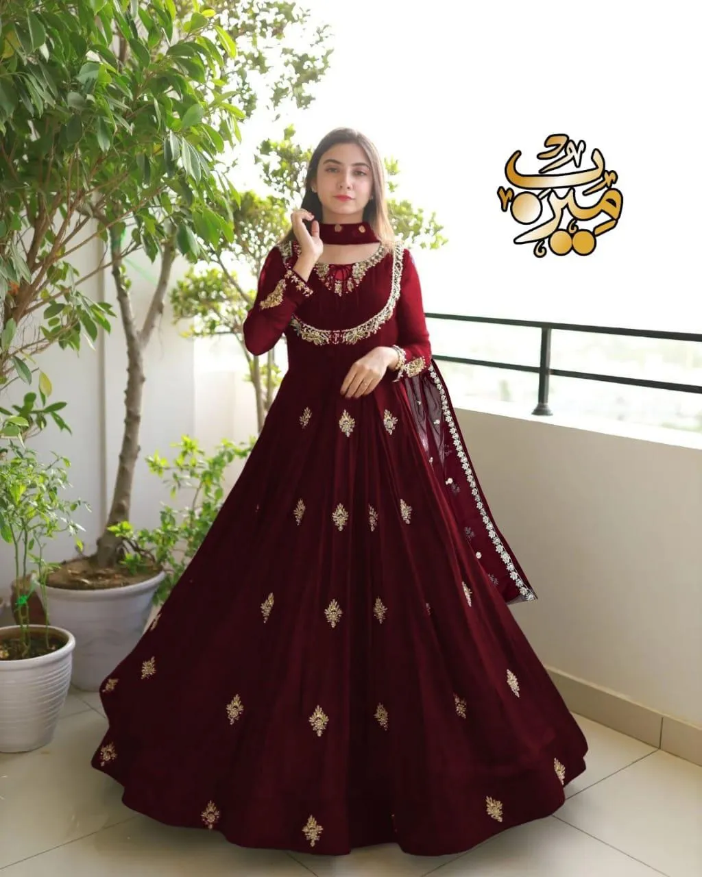 3 Pcs Women's Stitched Chiffon Embroidered Maxi Suit