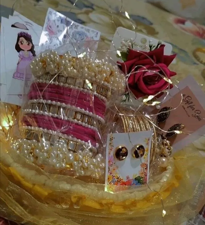 4 Pcs Indian Design Gold Plated Pearl Kara Bangle