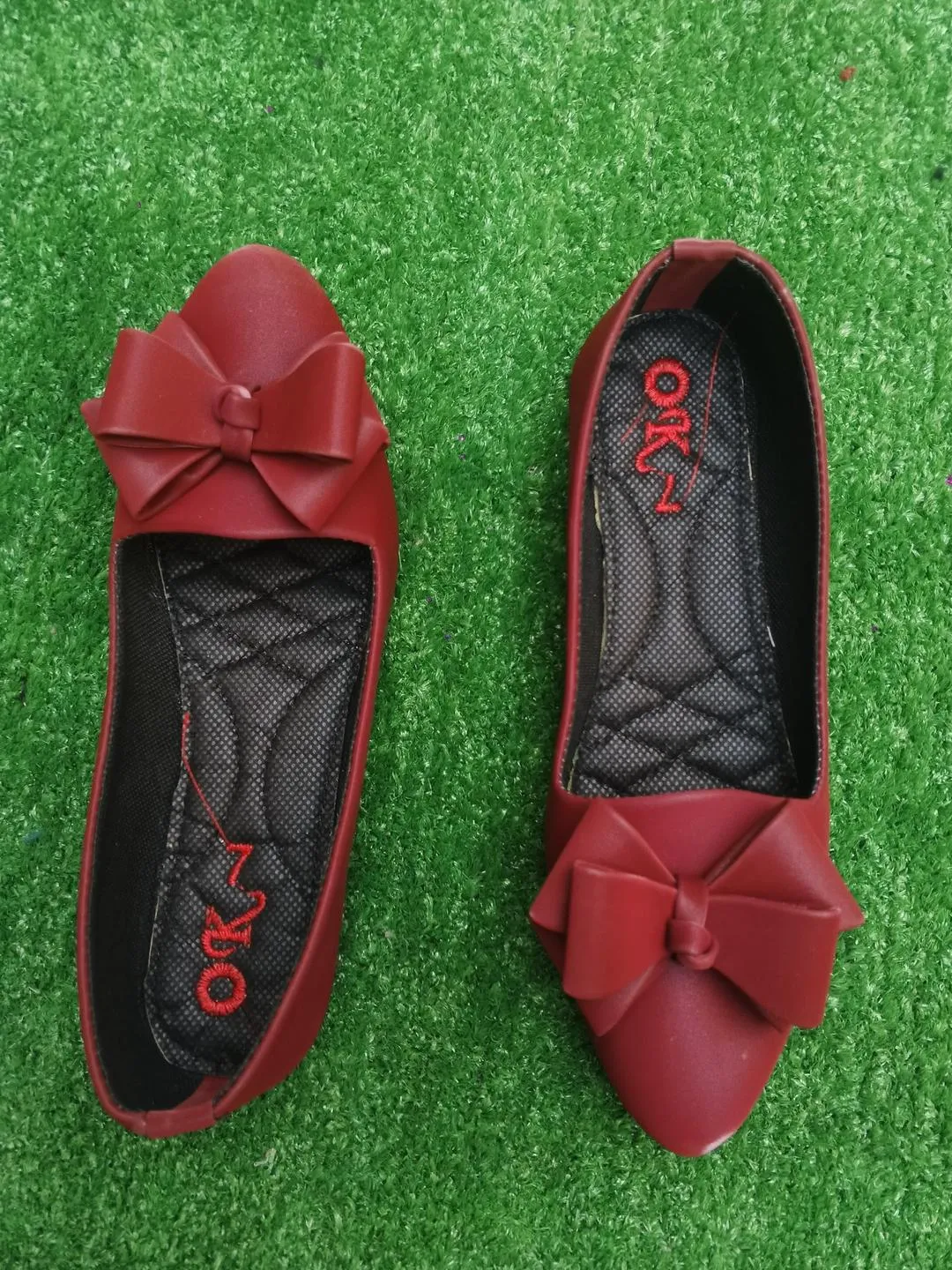 Women's Satin Formal Pumps - Image 3