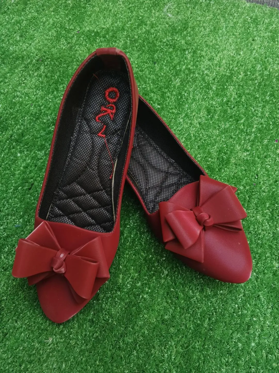 Women's Satin Formal Pumps - Image 6