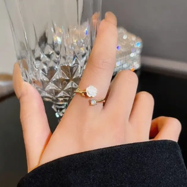Flower Design Gold Plated Adjustable Ring