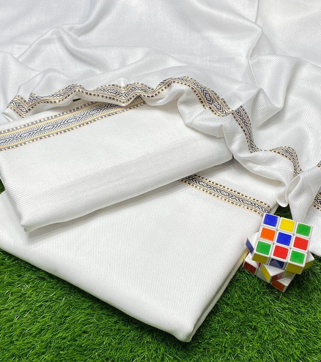 Luxurious Pashmina Wool Shawl - 1 Pc Off White Plain Design - Image 3