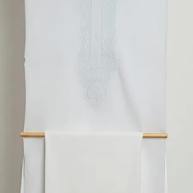 Men’s Unstitched Cotton Embroidered Suit