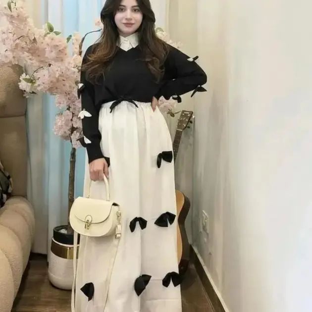 2 Pcs Women's Stitched Chiffon Hand Work Maxi Suit